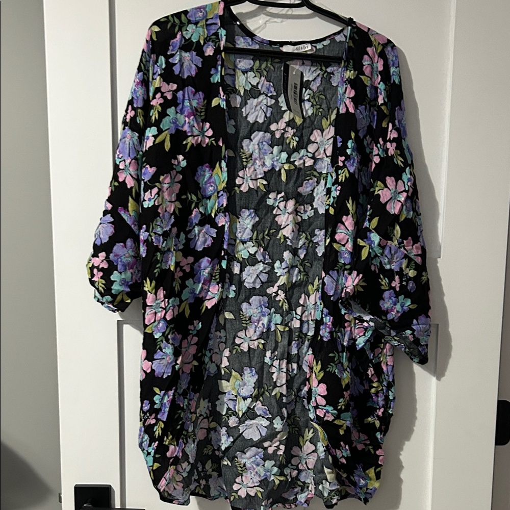 New Floral Kimono Cardigan size large